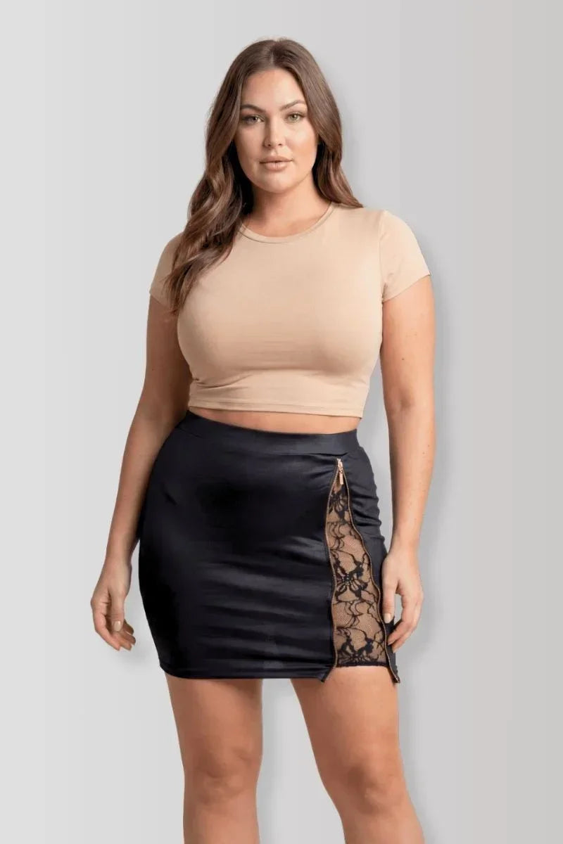 Mini-jupe Kyra simili-cuir zippée par Be Lily