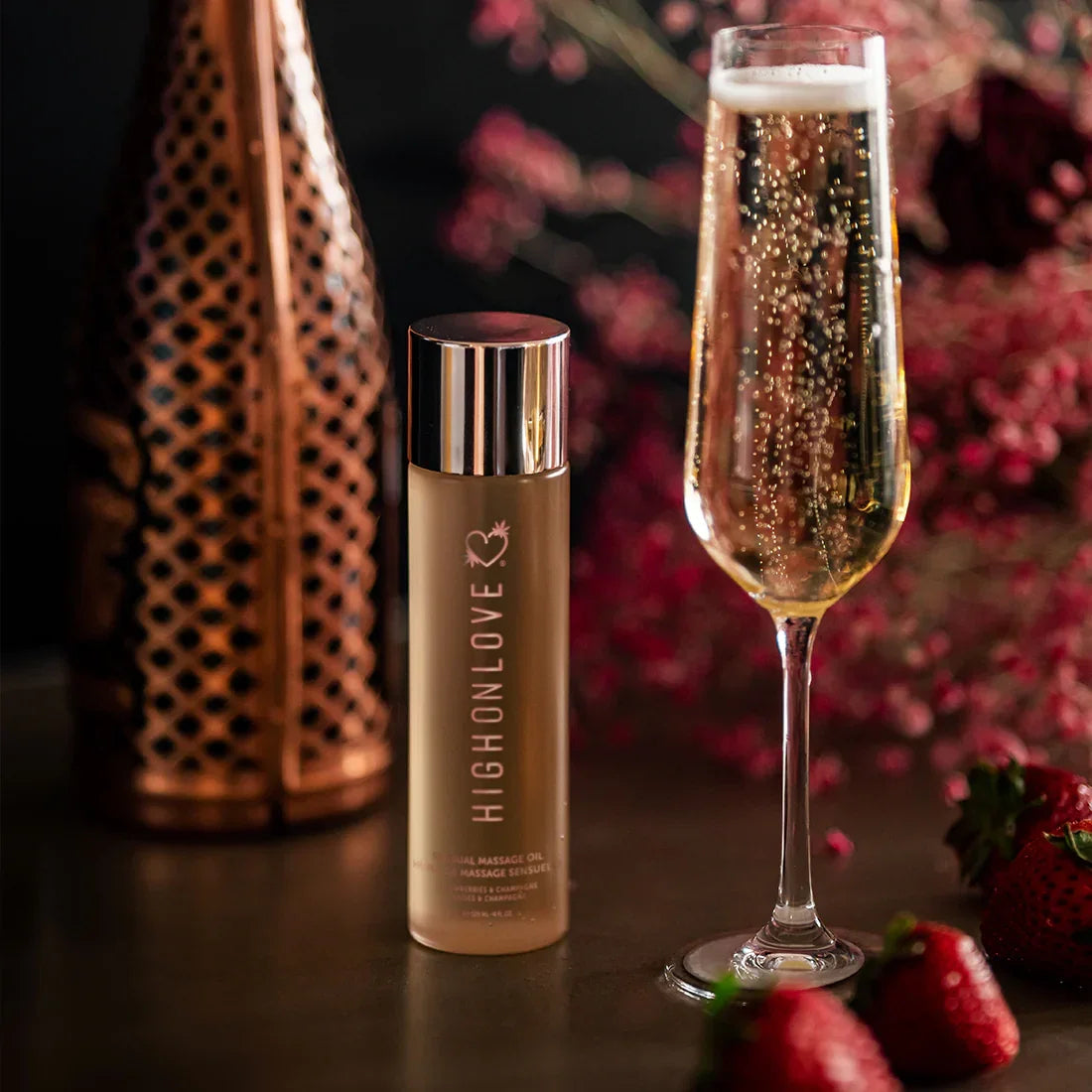 Huile de massage fraises et champagne 120 ml par HIGH ON LOVE
