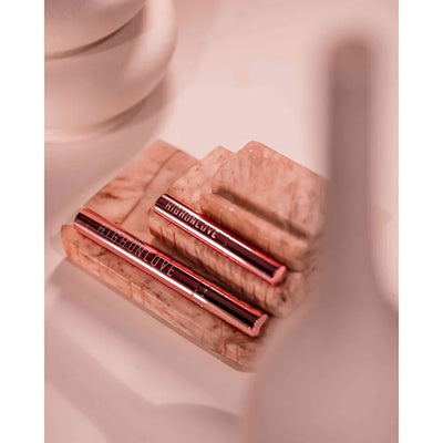 Brillant à lèvres repulpant par HIGH ON LOVE